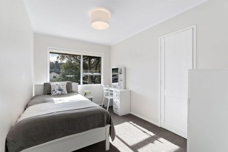 Photo of property in 6 Hotspur Place, Bayview, Auckland, 0629