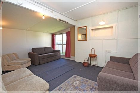 Photo of property in 6a Te Awa Street, Foxton Beach, Foxton, 4815