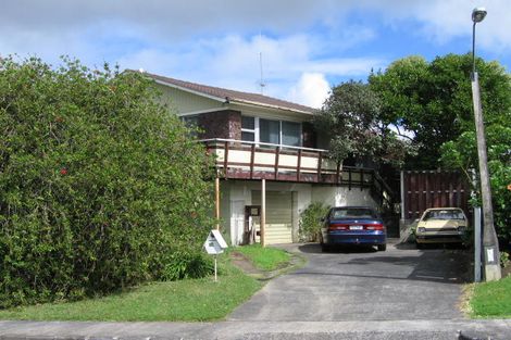 Photo of property in 38 Spence Road, Henderson, Auckland, 0612