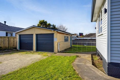 Photo of property in 178 South Road, Hawera, 4610