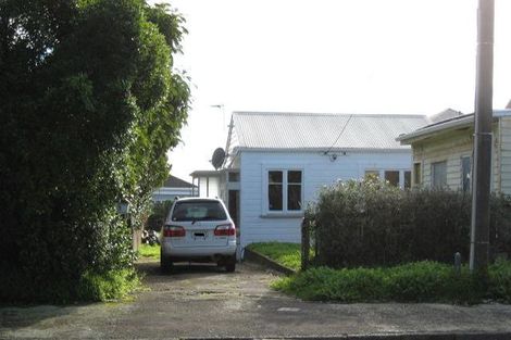 Photo of property in 37 Forres Street, Seatoun, Wellington, 6022