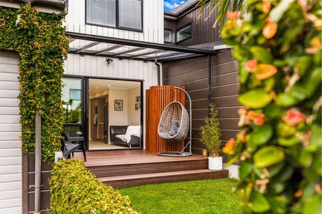 Photo of property in 31 Mapou Road, Hobsonville, Auckland, 0616