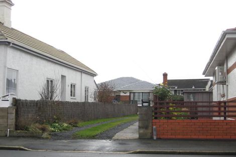 Photo of property in 112 Macandrew Road, South Dunedin, Dunedin, 9012