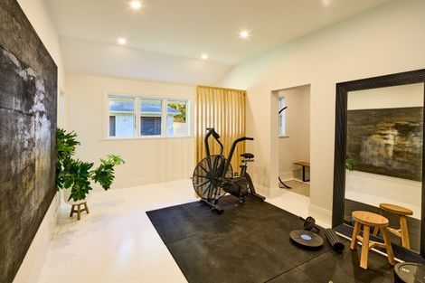 Photo of property in Wilton House, 1 Wilton Bush Road, Wilton, Wellington, 6012