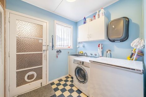 Photo of property in 3 Maoribank Grove, Brown Owl, Upper Hutt, 5018