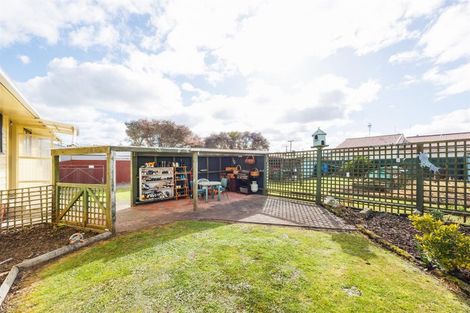 Photo of property in 5 Lambert Street, Marton, 4710
