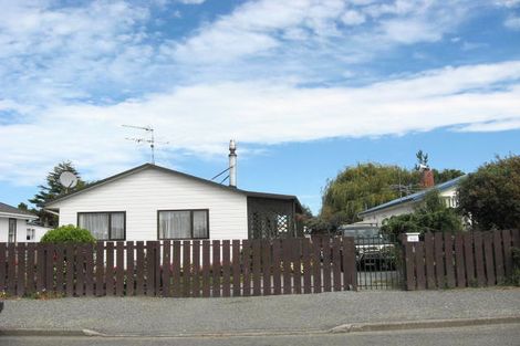 Photo of property in 10 Dunford Street, Rakaia, 7710
