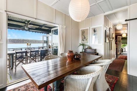 Photo of property in 40 Tuakau Bridge-port Waikato Road, Port Waikato, Tuakau, 2695