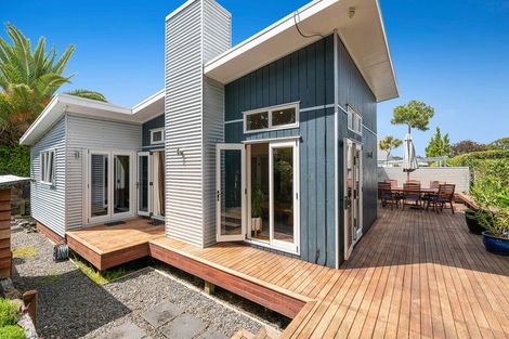 Photo of property in 21a Zealandia Road, Manly, Whangaparaoa, 0930