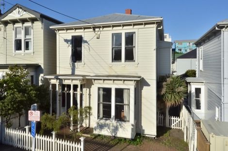 Photo of property in 6 Hobson Street, Thorndon, Wellington, 6011