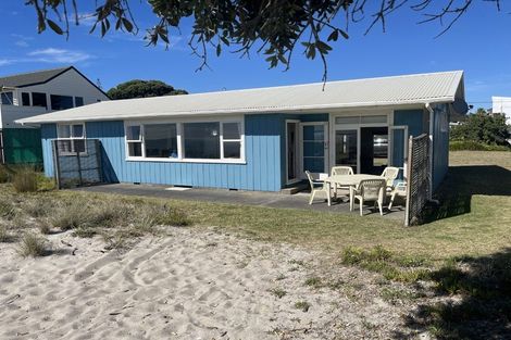 Photo of property in 22 Taylor Road, Papamoa Beach, Papamoa, 3118