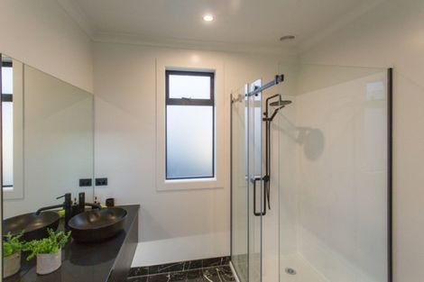 Photo of property in 16 Gillies Avenue, Claudelands, Hamilton, 3214