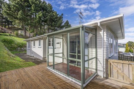Photo of property in 74 Arahura Crescent, Waitangirua, Porirua, 5024