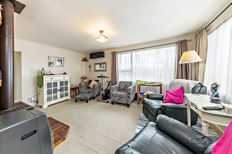 Photo of property in 440 Porchester Road, Randwick Park, Auckland, 2105