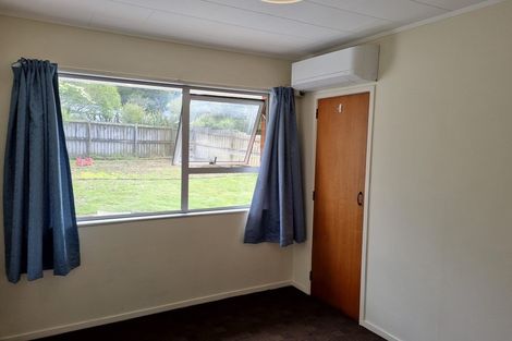 Photo of property in 3/58 View Road, Henderson, Auckland, 0612