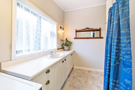 Photo of property in 16 Brook Street, Southbridge, 7602