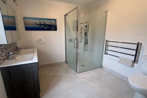 Photo of property in 62 Somerville Road, Shelly Park, Auckland, 2014