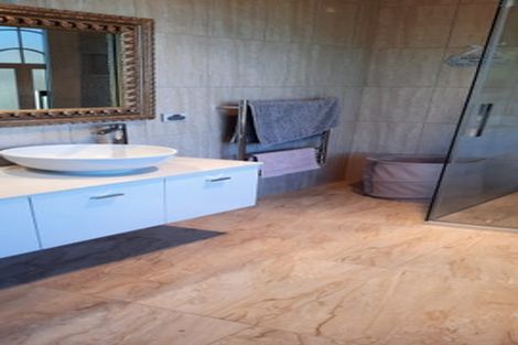 Photo of property in 104 Broomfields Road, Whitford, Howick, 2571