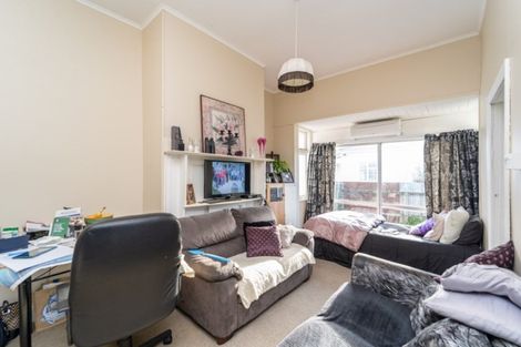 Photo of property in 100 Pembroke Street, Carterton, 5713