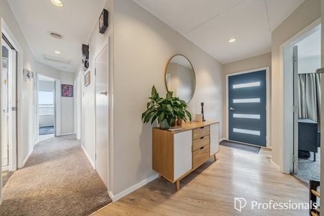 Photo of property in 37 Petrie Street, Wainuiomata, Lower Hutt, 5014