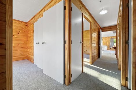 Photo of property in 4 Yasmin Lane, Kinloch, Taupo, 3377