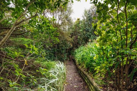 Photo of property in 7 Hillgrove Place, Fitzherbert, Palmerston North, 4410