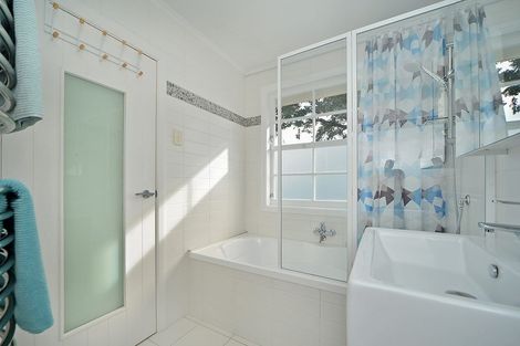 Photo of property in 1a Dublin Street, Martinborough, 5711