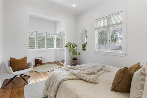 Photo of property in 29 Stafford Road, Northcote Point, Auckland, 0627