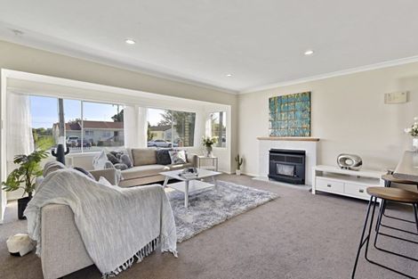 Photo of property in 38 Ferguson Street, Manurewa East, Auckland, 2102