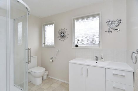 Photo of property in 10 Seadown Crescent, Amberley, 7410