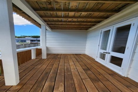 Photo of property in 1/155 Oaktree Avenue, Browns Bay, Auckland, 0630