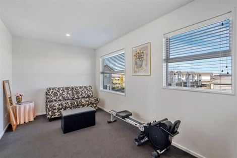Photo of property in 7 Harston Place, Wigram, Christchurch, 8042