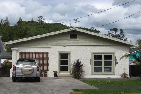 Photo of property in 38 Pendarves Street, New Plymouth, 4310