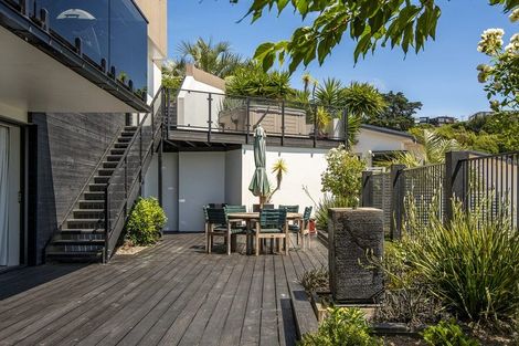 Photo of property in 8a Mandalay Lane, Redcliffs, Christchurch, 8081