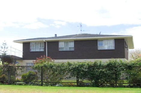Photo of property in 65 Seaforth Road, Waihi Beach, 3611