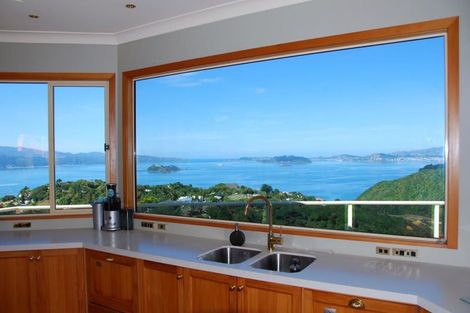 Photo of property in 4 Green Park Lane, Korokoro, Lower Hutt, 5012