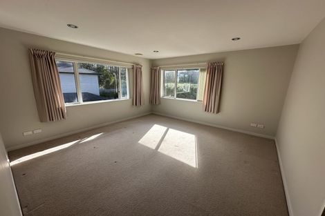 Photo of property in 72 Harrowglen Drive, Northcross, Auckland, 0630