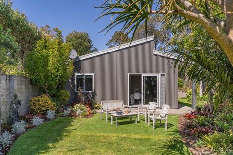 Photo of property in 47 Sarahs Hill, Hahei, Whitianga, 3591