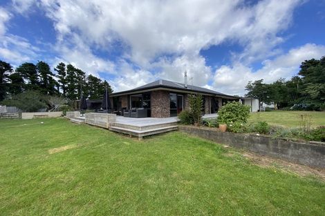 Photo of property in 782 Mangorei Road, Mangorei, New Plymouth, 4371