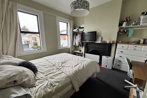 Photo of property in 16 Howe Street, North Dunedin, Dunedin, 9016