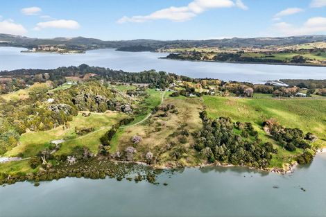 Photo of property in 397 Pahi Road, Pahi, Paparoa, 0571