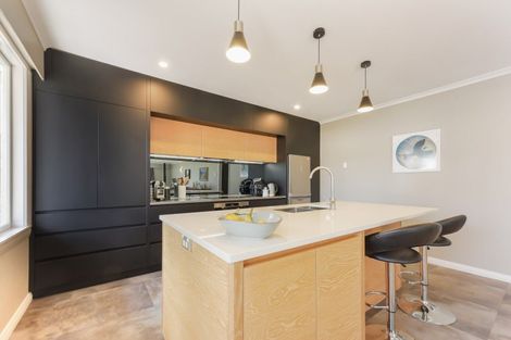 Photo of property in 14 Seaview Crescent, Picton, 7220