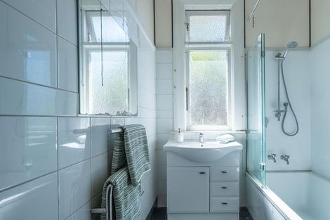 Photo of property in 178 Kenmure Road, Kenmure, Dunedin, 9011