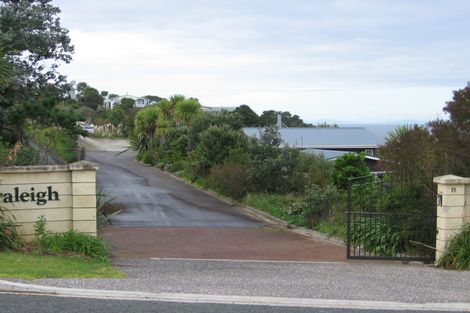 Photo of property in 15f Wonderview Road, Leigh, 0985