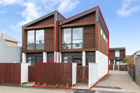 Photo of property in 1/149 Onepu Road, Lyall Bay, Wellington, 6022