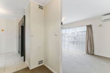 Photo of property in 21-22 Trevethick Grove, Woburn, Lower Hutt, 5010