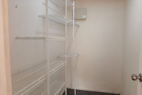 Photo of property in 89 Glenveagh Park Drive, Weymouth, Auckland, 2103