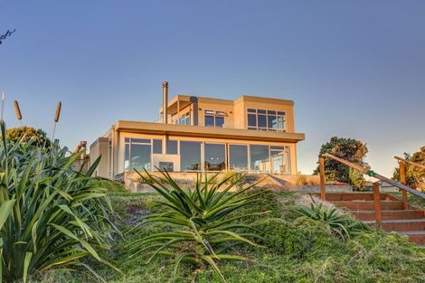 Photo of property in 34 Longbeach Drive, Castlecliff, Whanganui, 4501