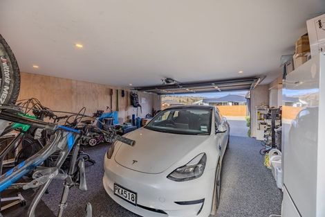 Photo of property in 7 Hebbard Court, Albert Town, Wanaka, 9305