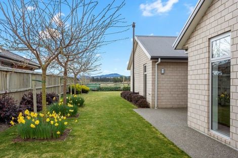 Photo of property in 59 Huntingdon Drive, Rangiora, 7400